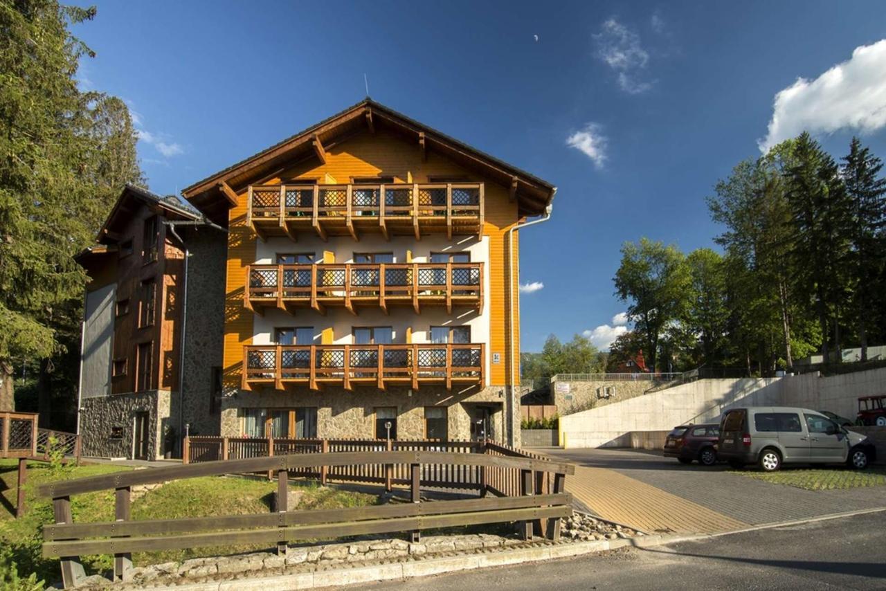 Apartamenty Trzy Sosny Okrzei 1C Szklarska Poreba Extérieur photo